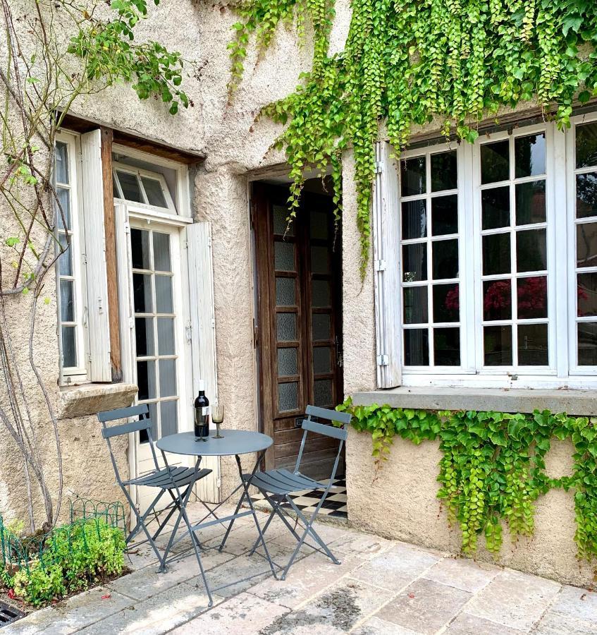 Stylish One Bedroom Apartment In A Lovely Village Saint-Vincent-Rive-dʼOlt Exterior foto